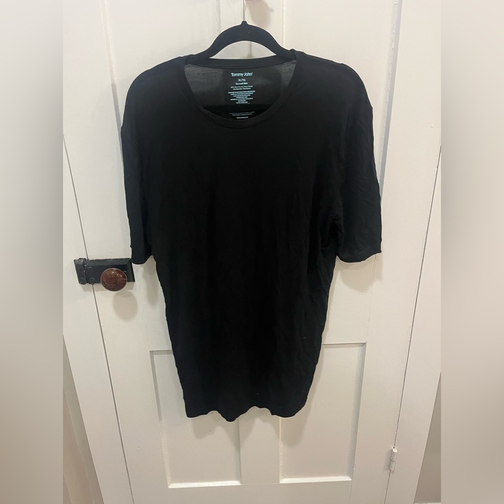 Tommy John Second Skin Basic Black Crewneck Undershirt Tees Size XL